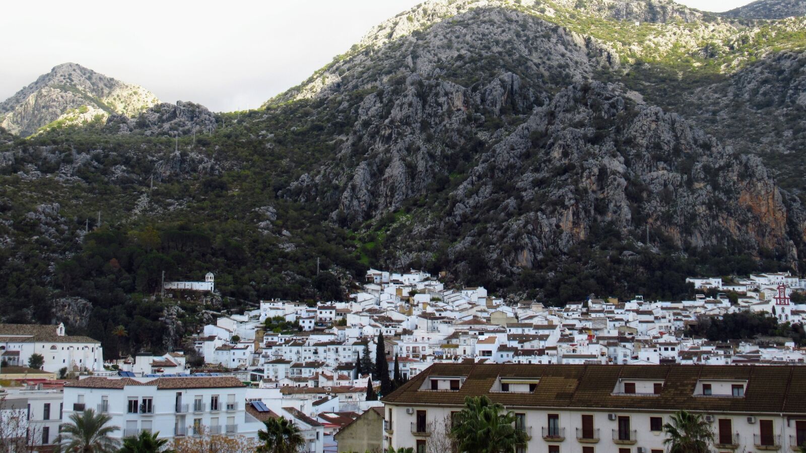 Canon PowerShot SX620 HS sample photo. Ubrique, pueblos blancos, white photography