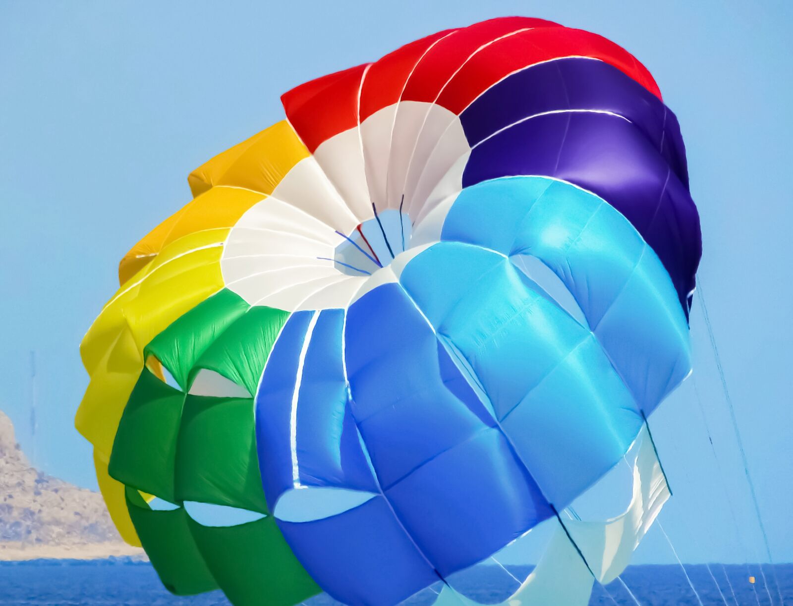 Canon PowerShot SX400 IS sample photo. Parachute, paragliding, colours photography
