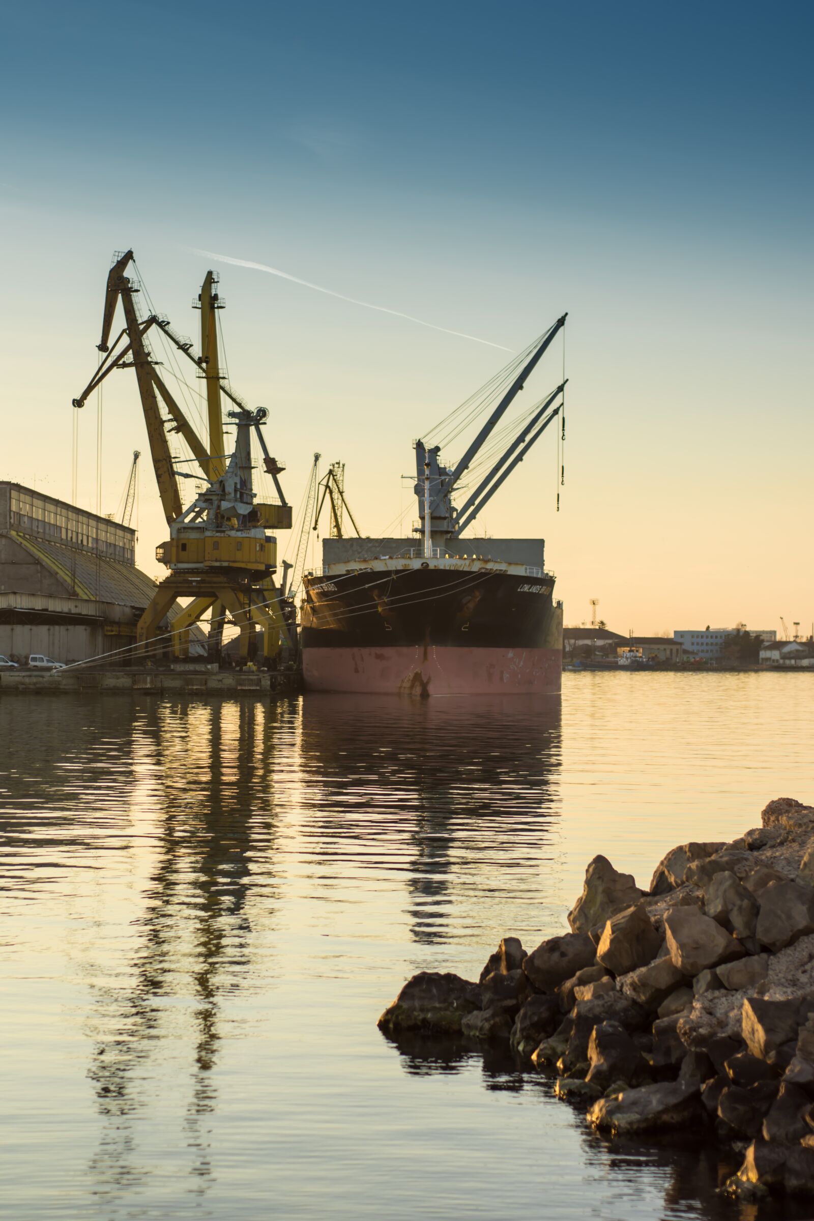 Nikon D7200 sample photo. Vessel, loading, port photography