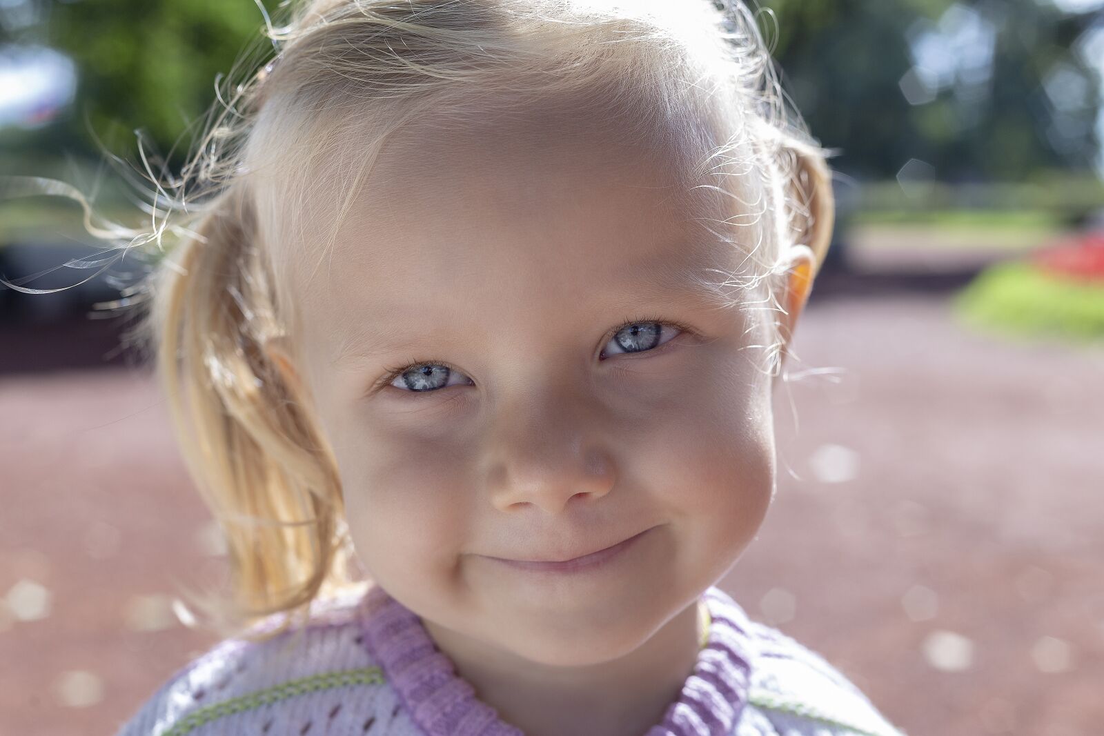 Canon EF 50mm F1.8 II sample photo. Girl, baby, portrait photography