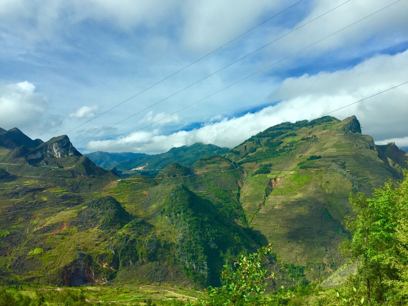 iPhone 6 Plus back camera 4.15mm f/2.2 sample photo. Scenic, view, of, mountains photography