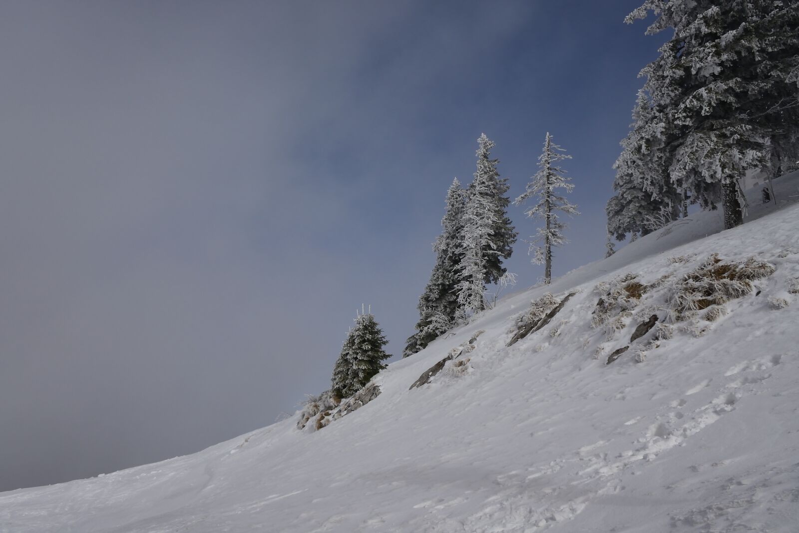 Nikon 1 Nikkor VR 10-30mm F3.5-5.6 PD-Zoom sample photo. Mountain, snow, landscape photography