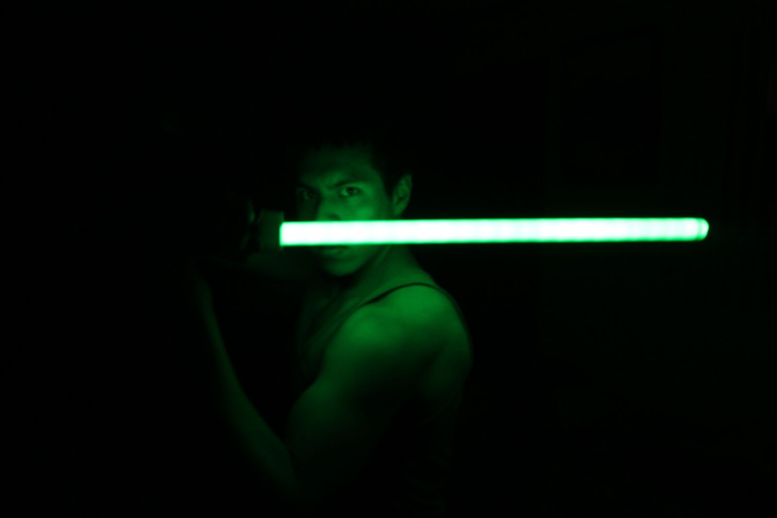 Canon EOS 1300D (EOS Rebel T6 / EOS Kiss X80) sample photo. Star wars, green, dark photography