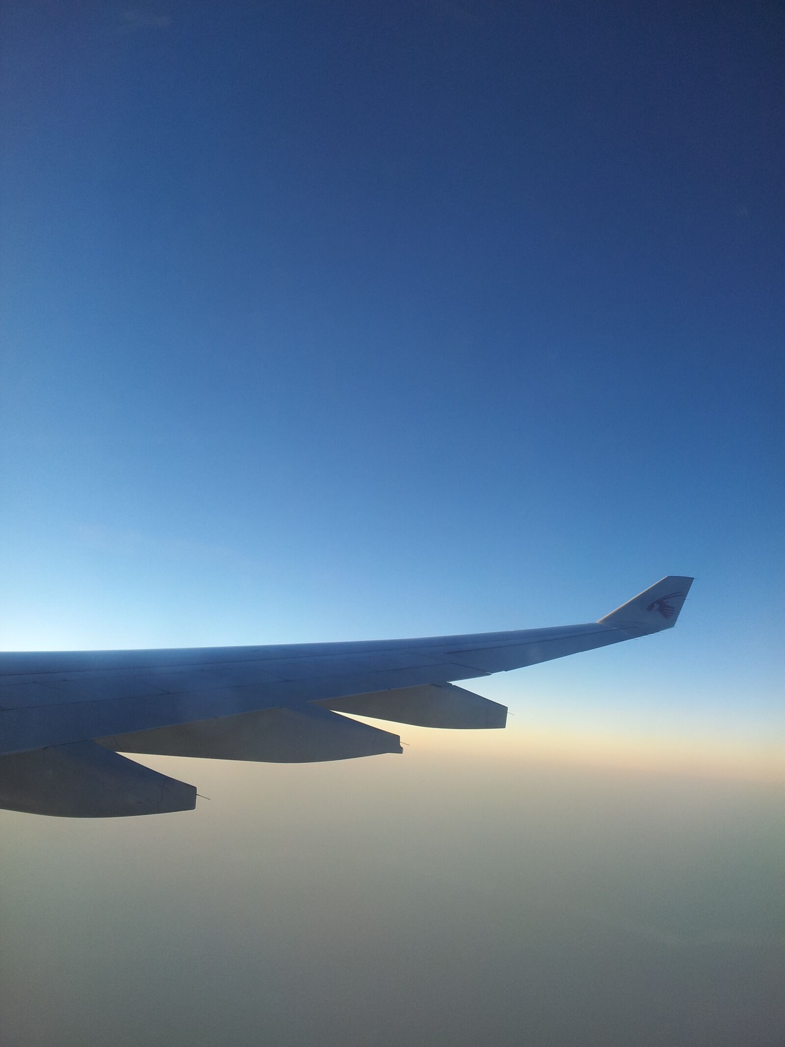 Samsung Galaxy S2 sample photo. Airplane, plane, plane, wing photography