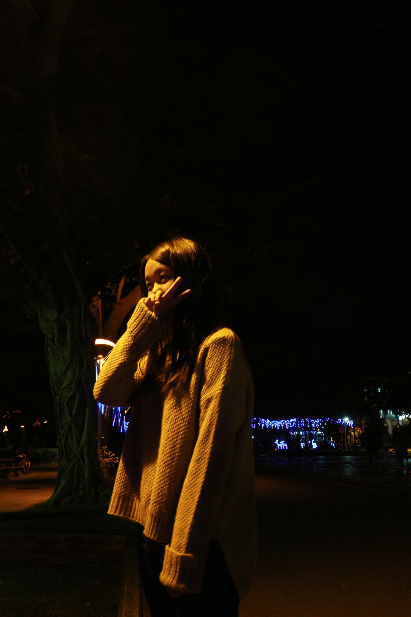 Canon EOS M sample photo. Woman, looking, at, camera photography