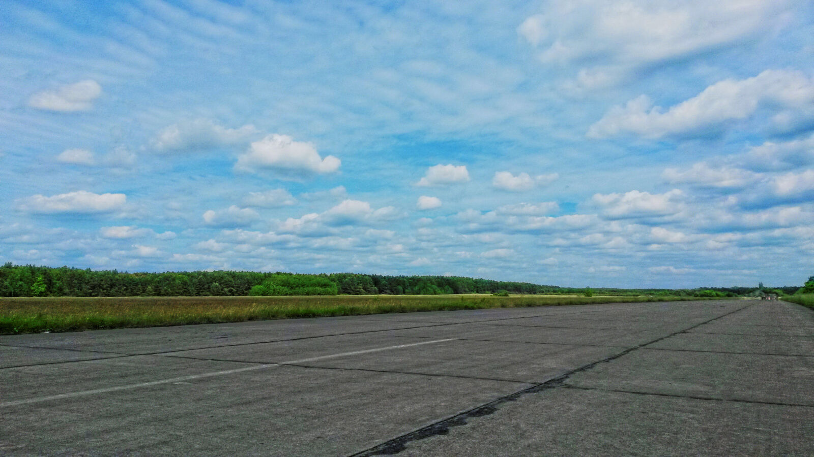 Samsung Galaxy S4 Mini sample photo. Clouds, sky photography
