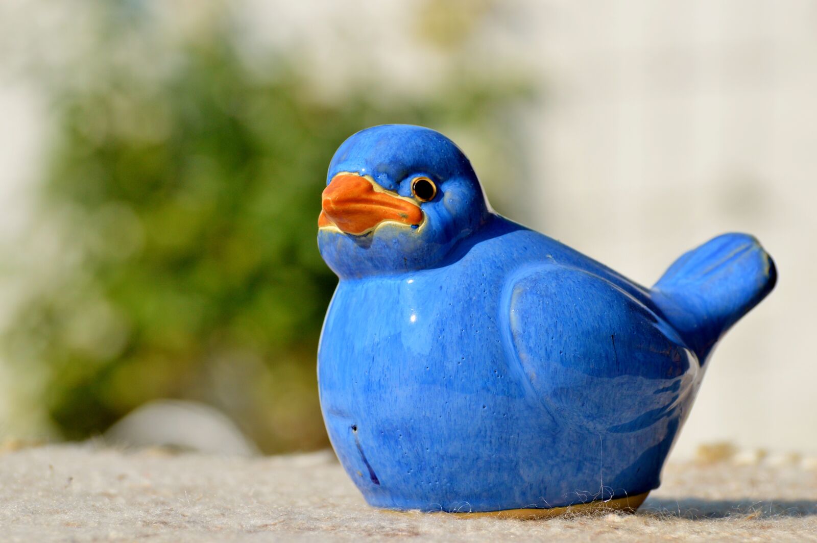 Nikon D3200 sample photo. Bird, tonvogel, clay figure photography
