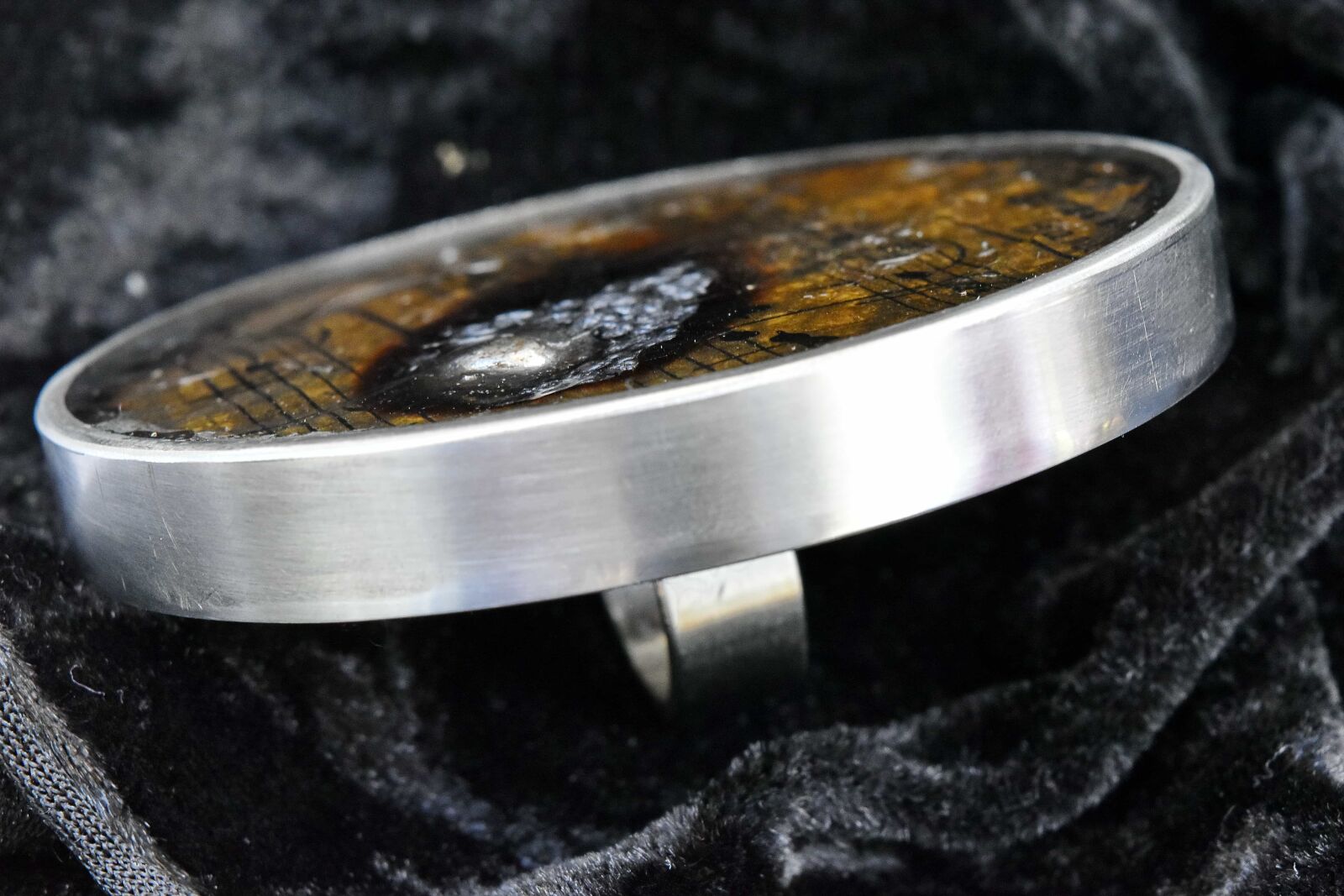 Nikon D5500 sample photo. Metal, ring, stainless steel photography