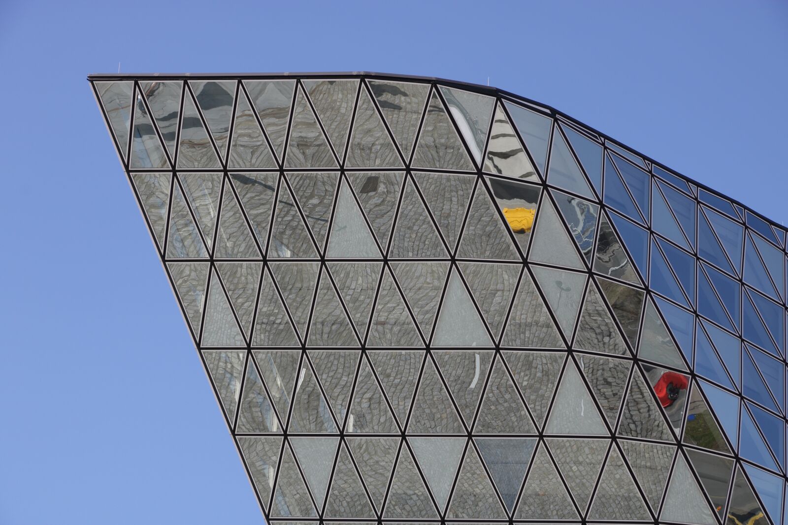 Canon EOS 750D (EOS Rebel T6i / EOS Kiss X8i) sample photo. Belgium, antwerp, office photography