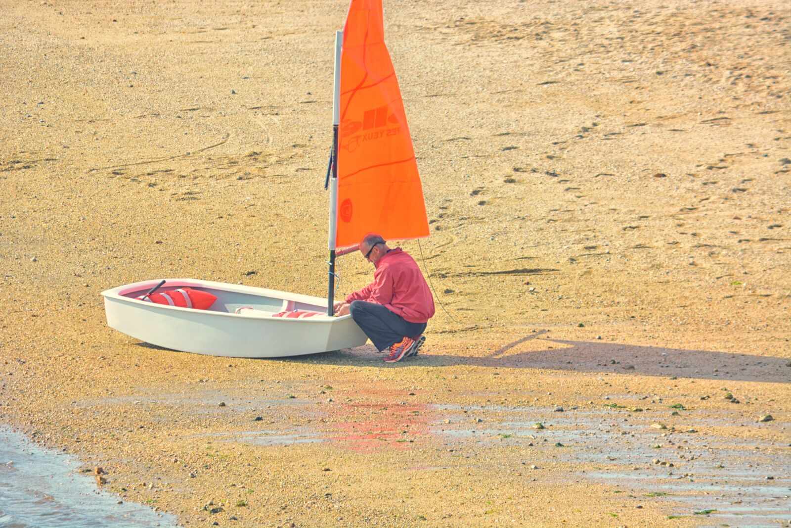 Nikon D5200 sample photo. Decharger, homme, loisir, plage photography