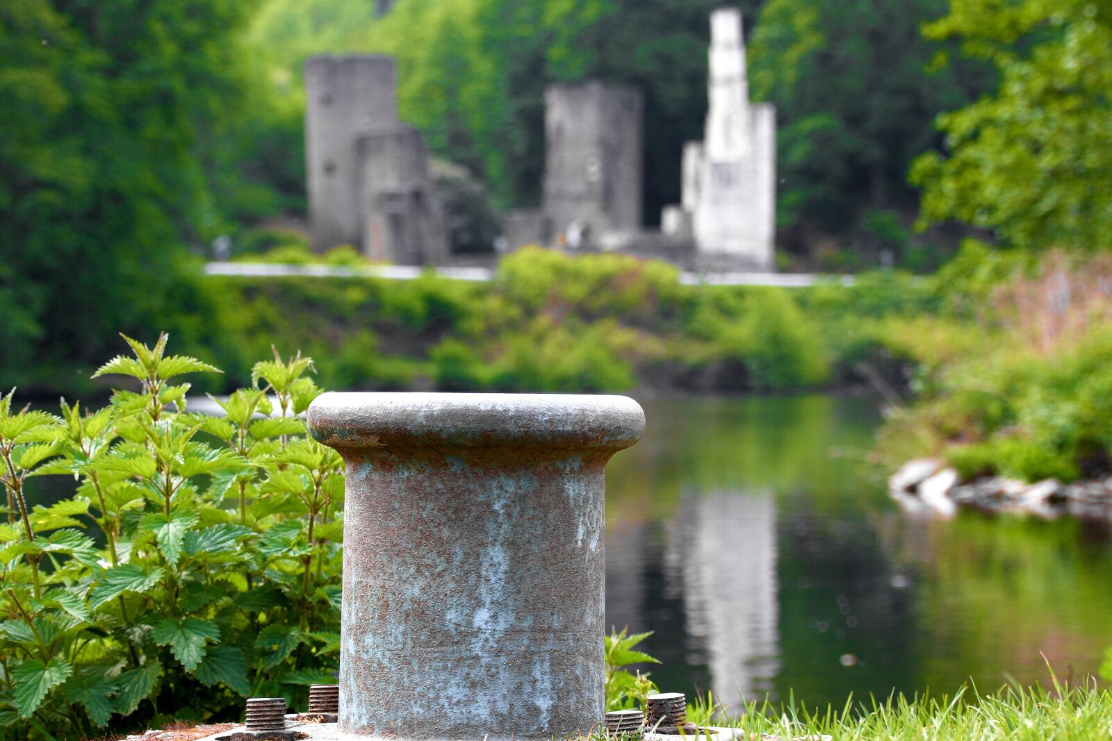 Canon EOS 700D (EOS Rebel T5i / EOS Kiss X7i) sample photo. Castle, water, landscape photography