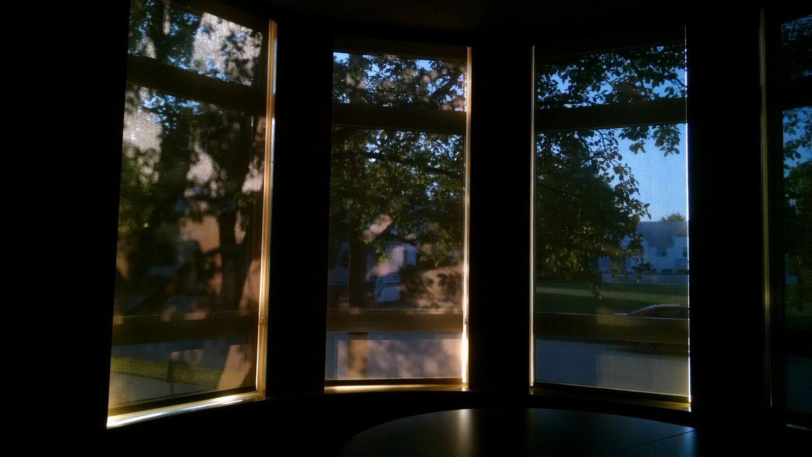 Motorola Moto X (1st Gen) sample photo. Room, shadow, window photography
