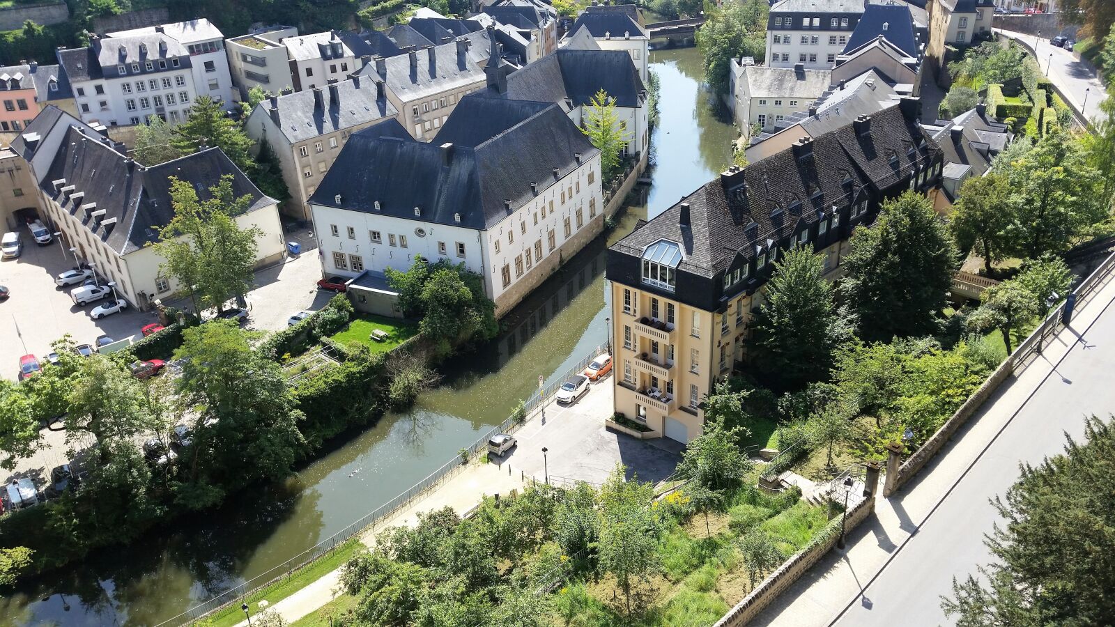 Samsung Galaxy S5 sample photo. Luxembourg, city, citytrip photography