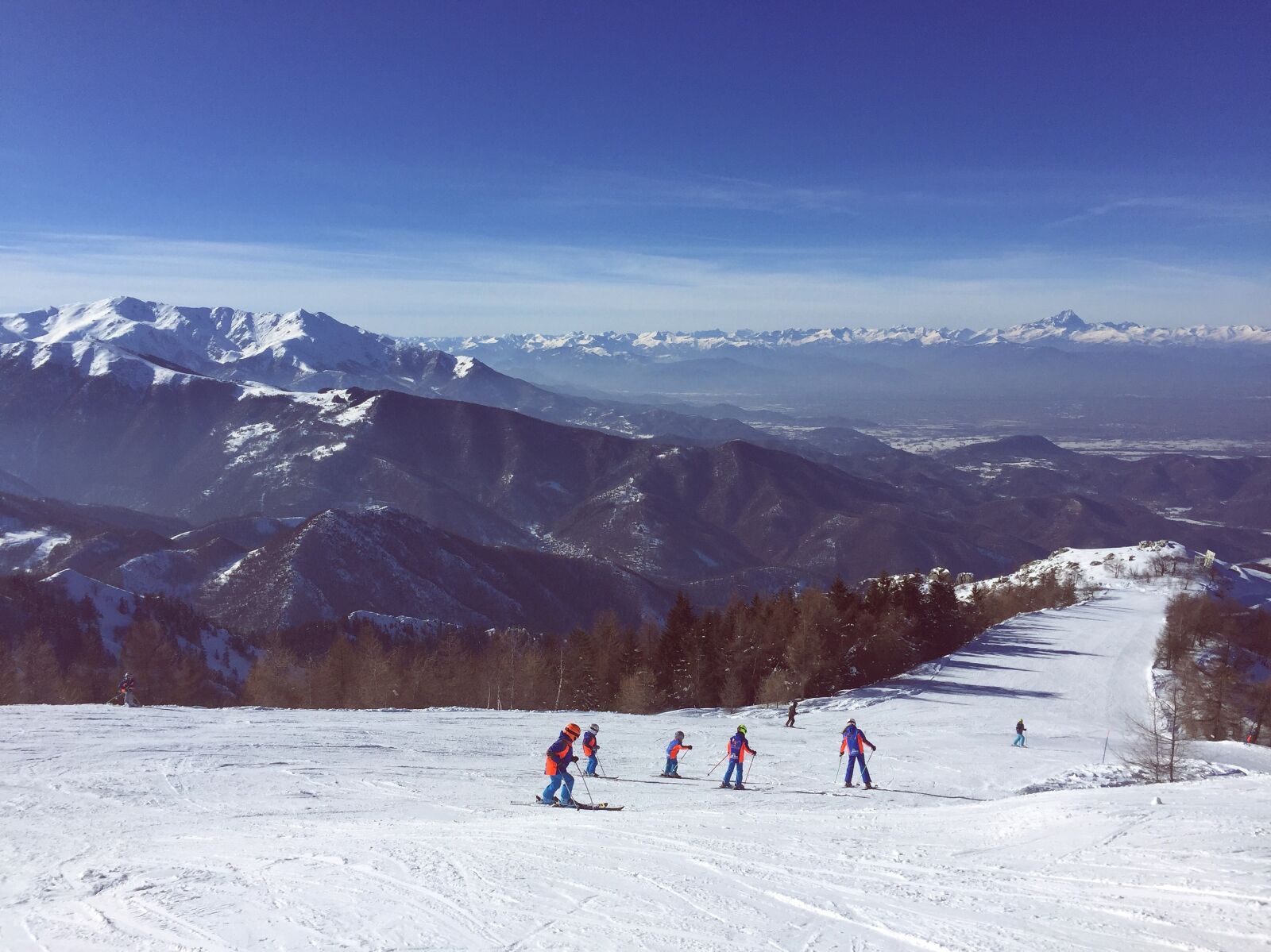Apple iPhone 6 sample photo. Ski, skiing, piste photography