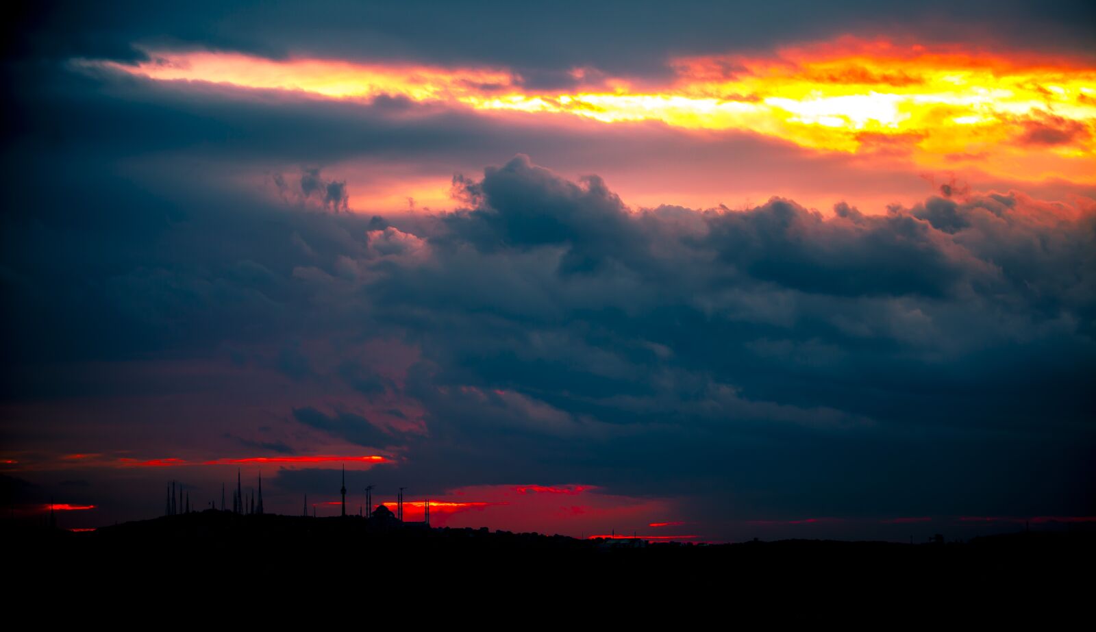 Canon EOS 5D Mark II + Canon EF 70-200mm F2.8L USM sample photo. Sky, cami, the minarets photography