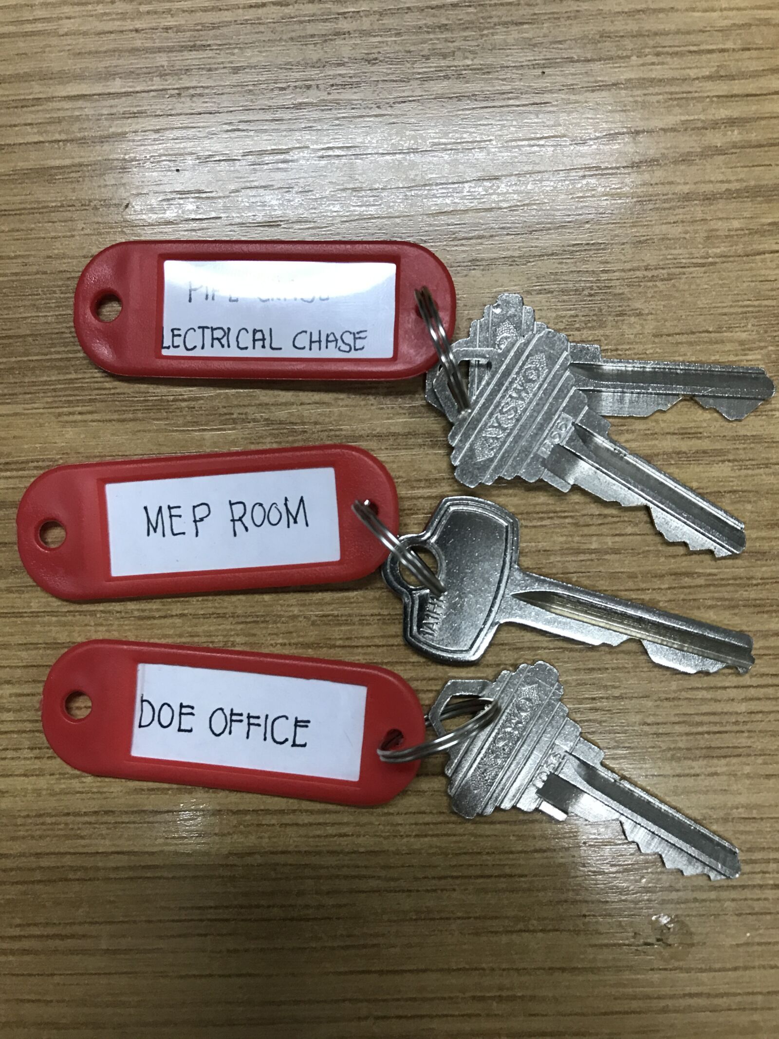 Apple iPhone 7 Plus sample photo. Red, keys, silver photography