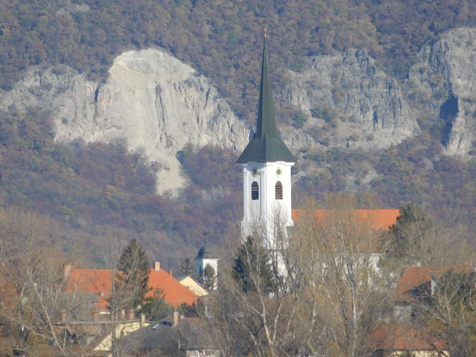 Nikon Coolpix L840 sample photo. Landscape, tree, mountain, church photography