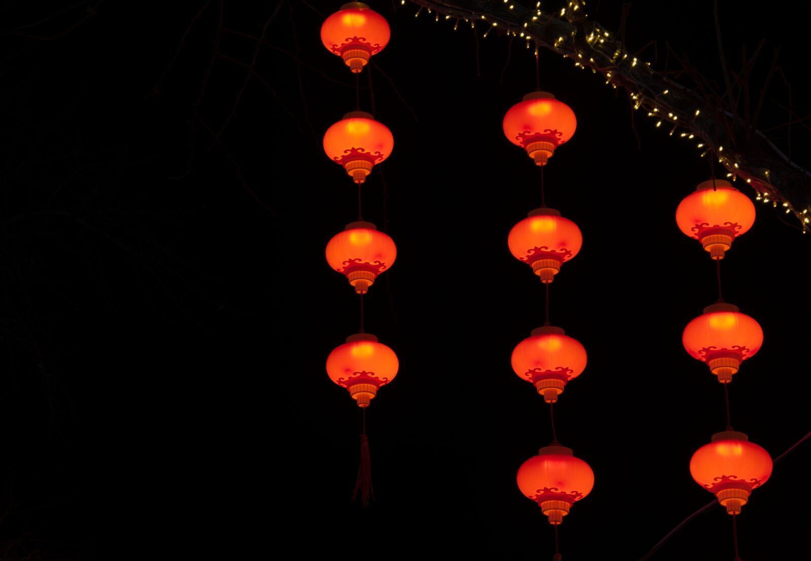 Canon PowerShot G3 X sample photo. China, chinese lanterns, red photography