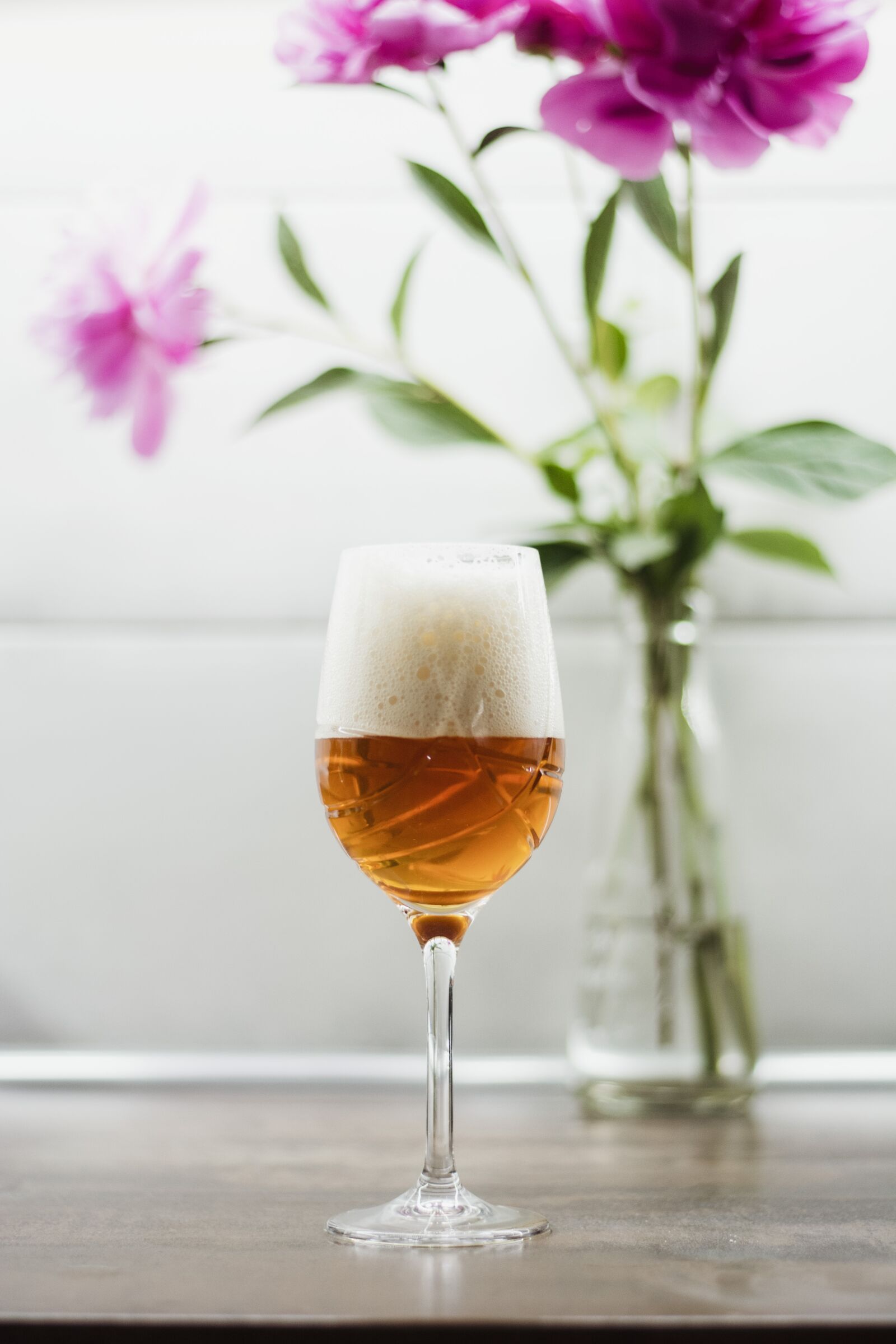 Nikon D5200 sample photo. Beer, pivonka, flower photography