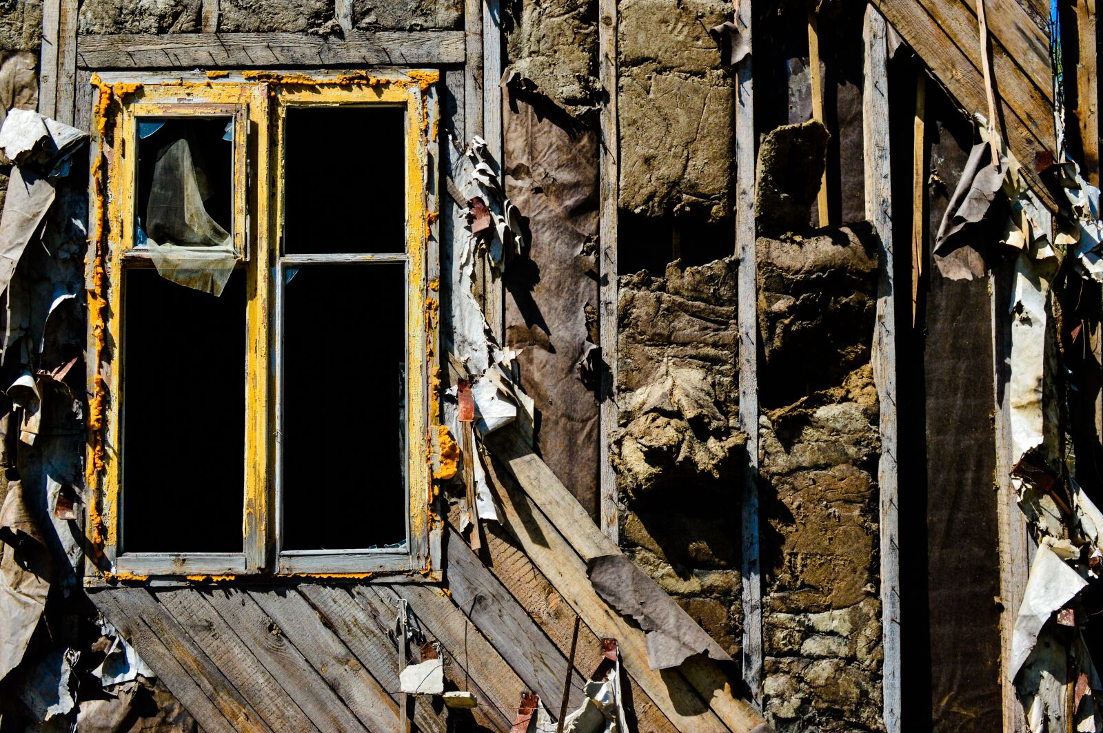 Nikon D3200 sample photo. Window, the ruins of photography