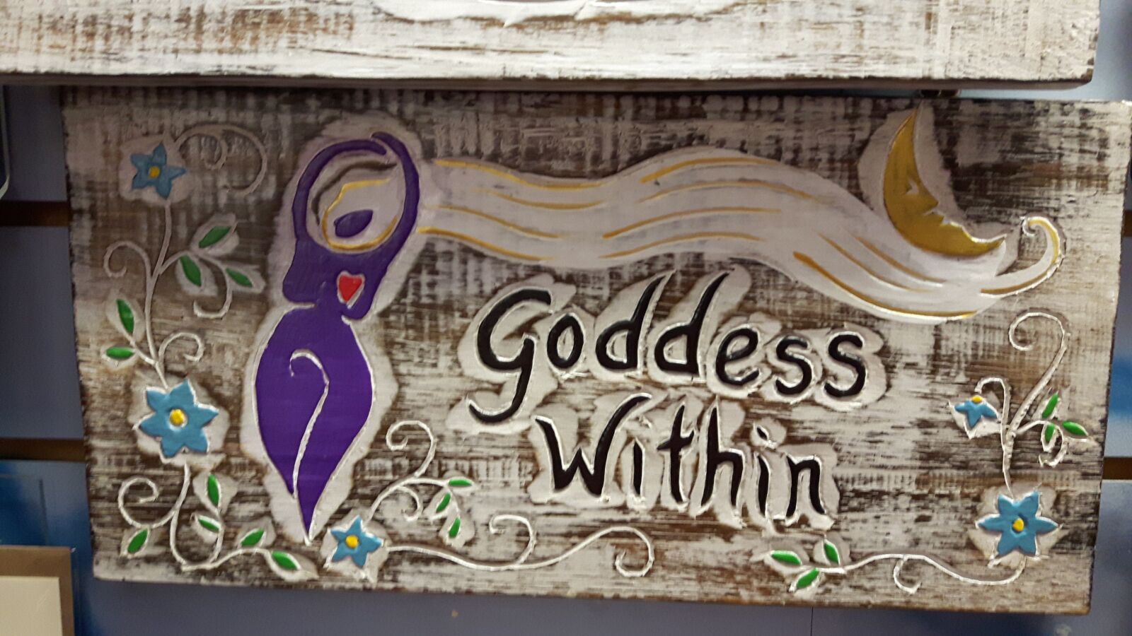 Samsung Galaxy S5 Neo sample photo. The goddess within, carving photography