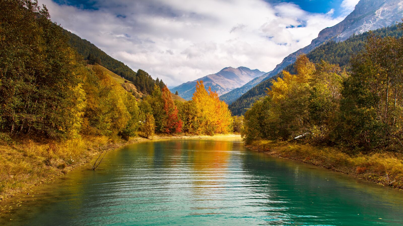 Canon EOS 650D (EOS Rebel T4i / EOS Kiss X6i) sample photo. Mountains, river, autumn photography
