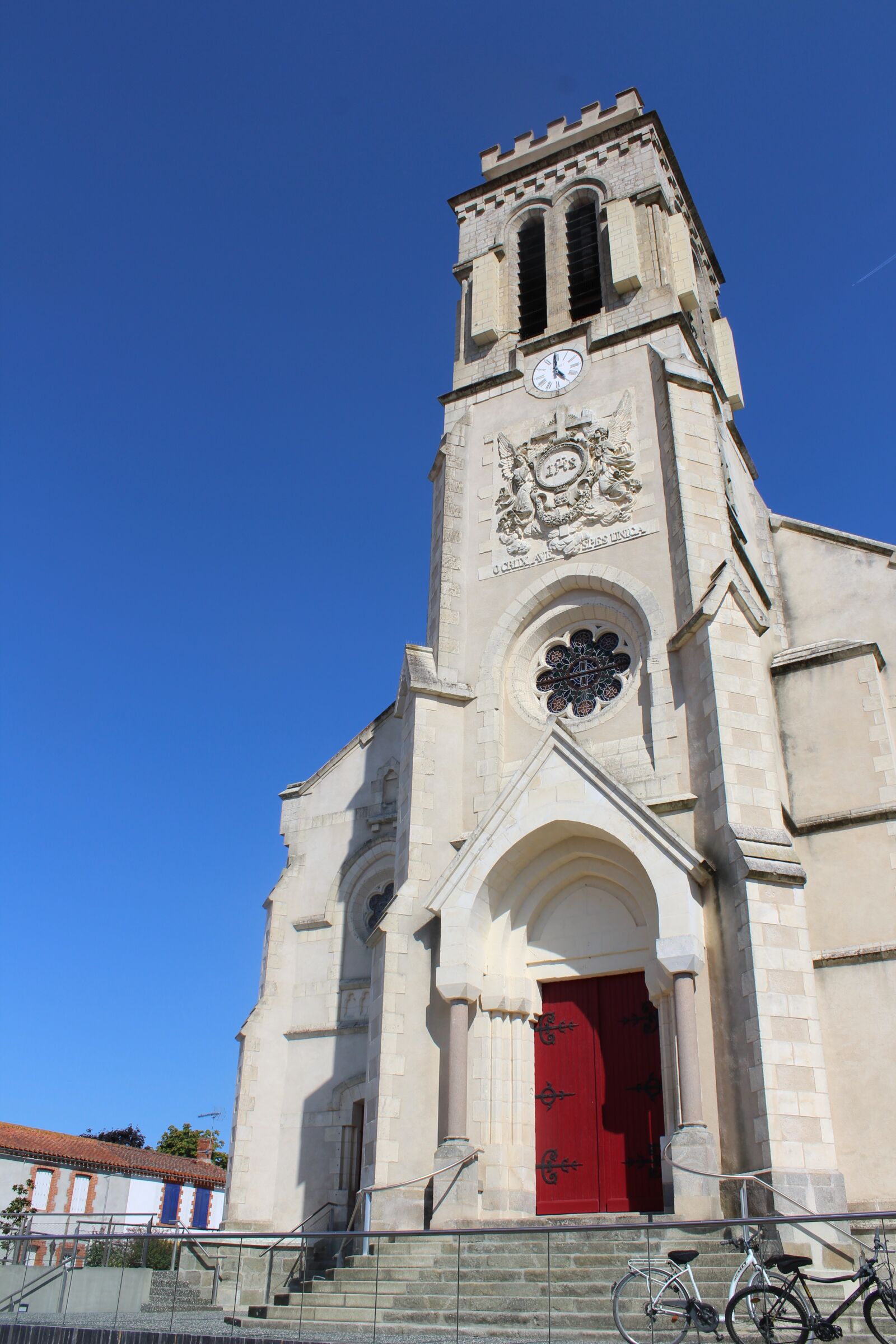 Canon EOS 1200D (EOS Rebel T5 / EOS Kiss X70 / EOS Hi) sample photo. Church, saint christophe du photography