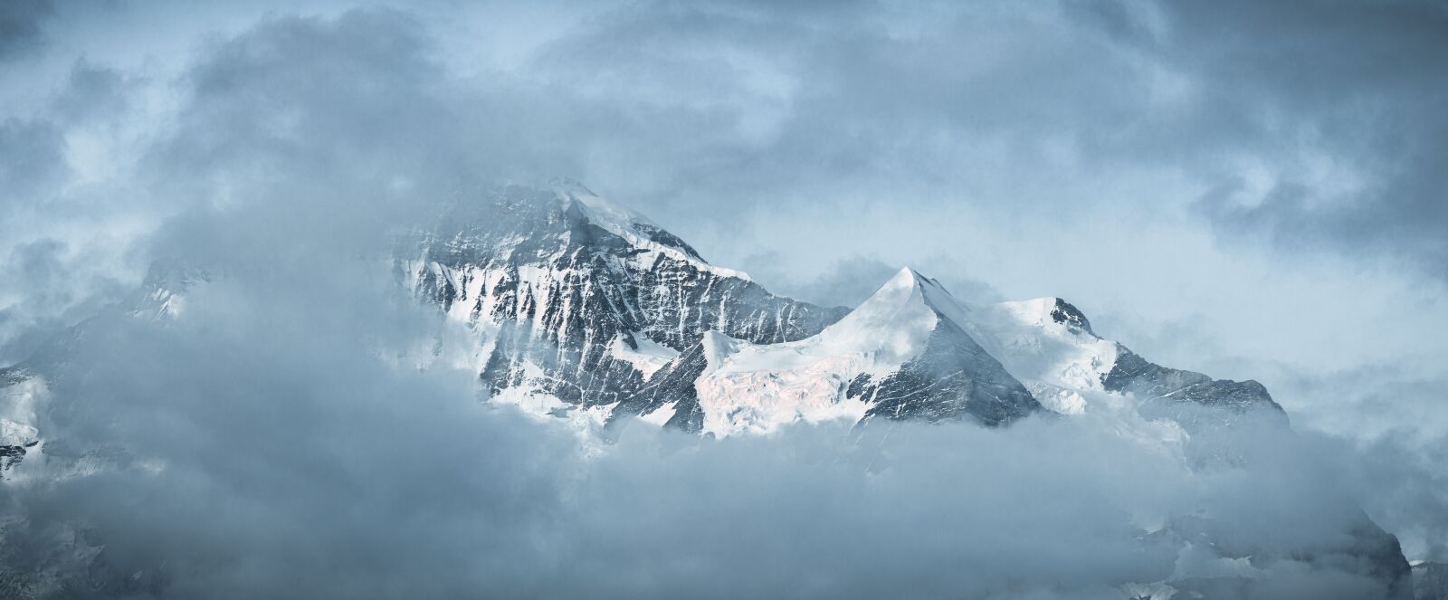 Sigma 105mm F1.4 DG HSM Art sample photo. Alpine, switzerland, high mountains photography
