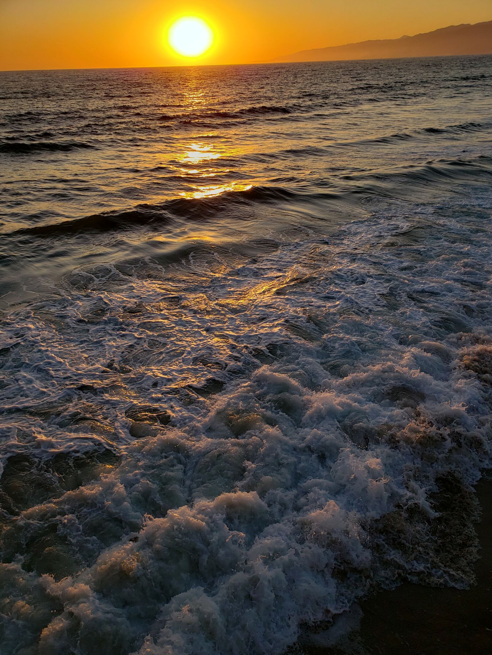 Samsung Galaxy S9 sample photo. Malibu, california coast, waves photography