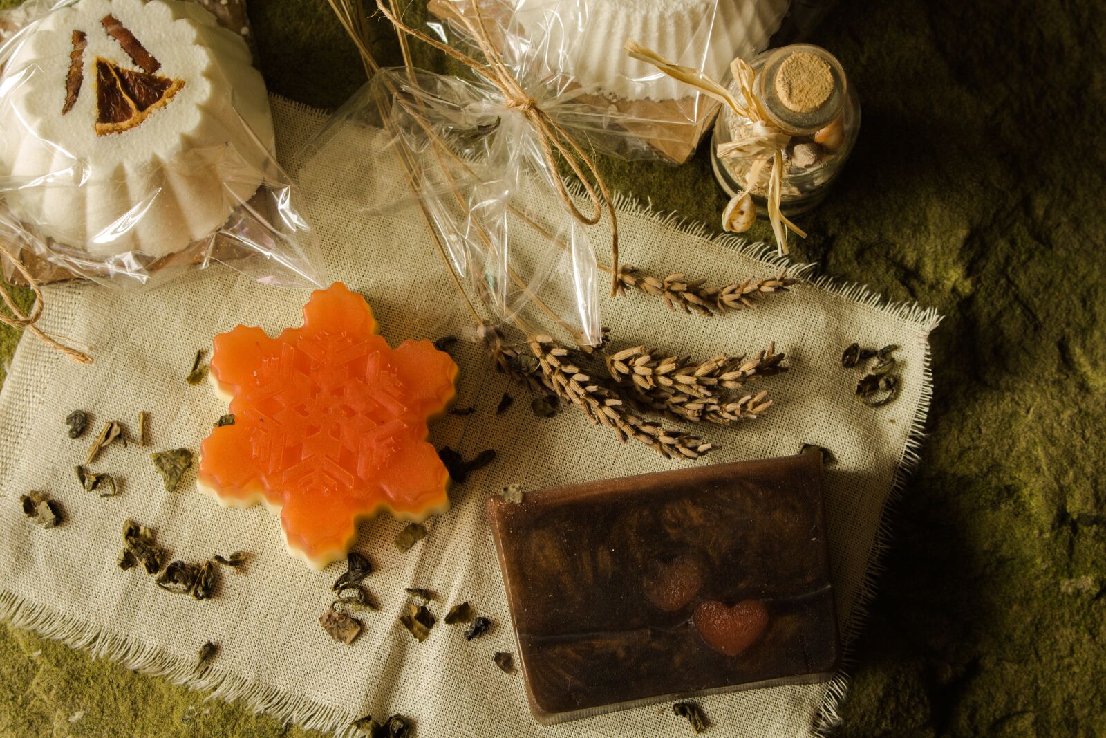 Canon EOS 700D (EOS Rebel T5i / EOS Kiss X7i) sample photo. Soap, baba-what do you photography