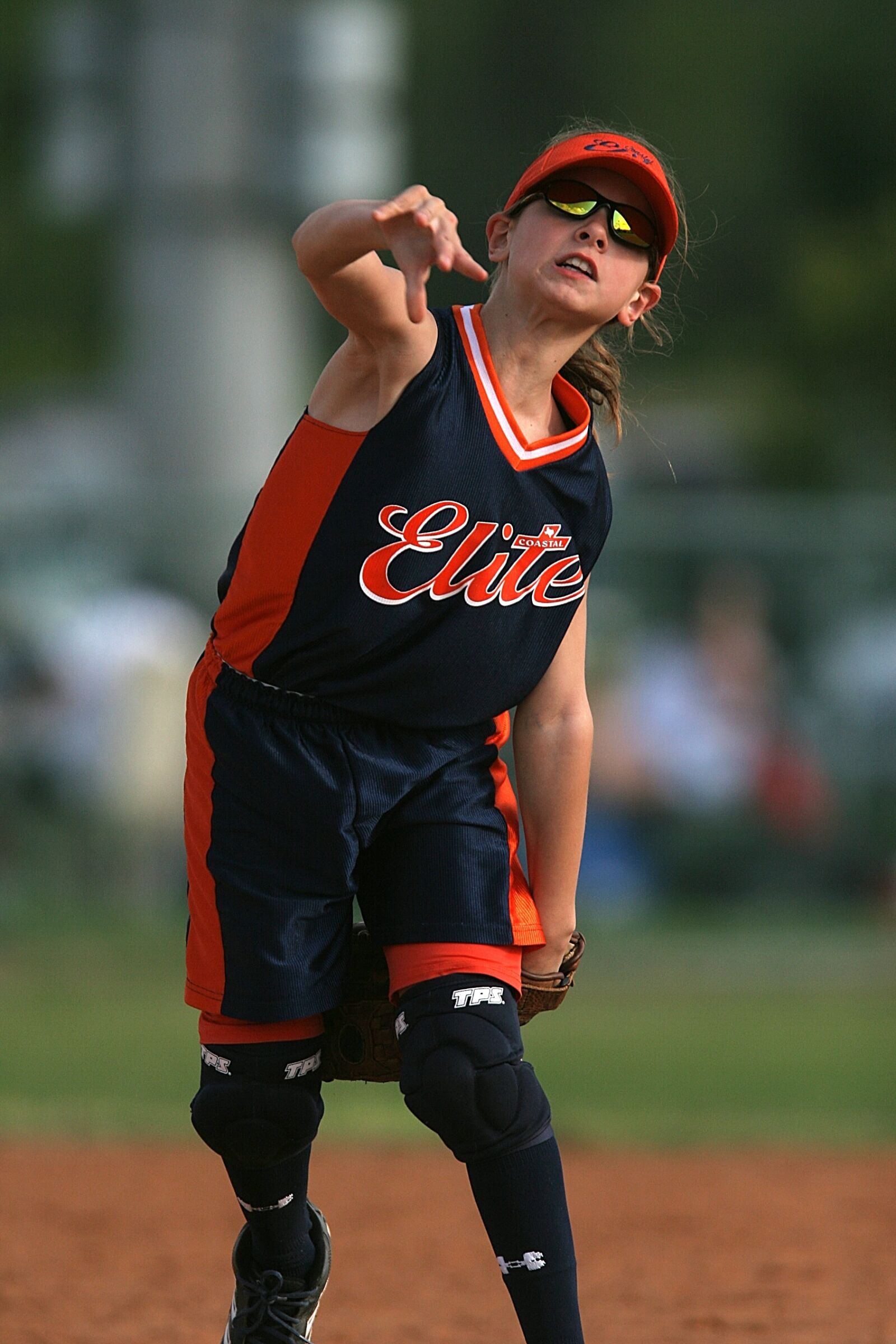 Canon EOS 20D sample photo. Softball, player, throwing photography
