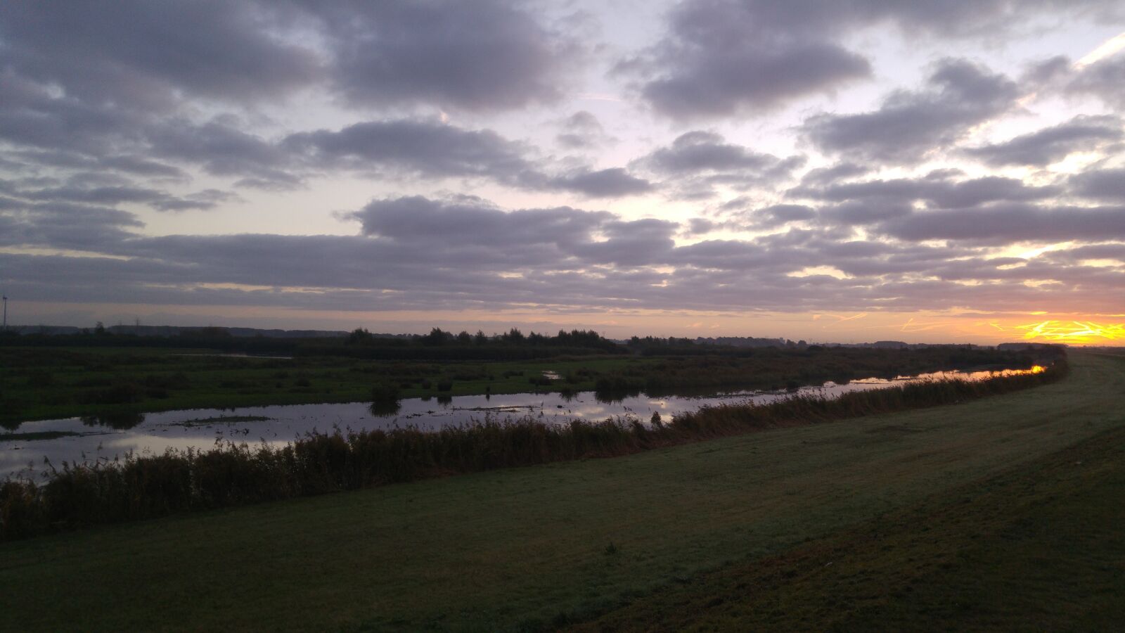LG G4 sample photo. Dyke, water, waterring photography