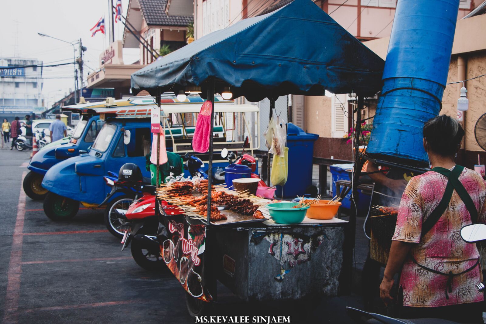 Canon EOS 750D (EOS Rebel T6i / EOS Kiss X8i) sample photo. Market, street, thailand photography