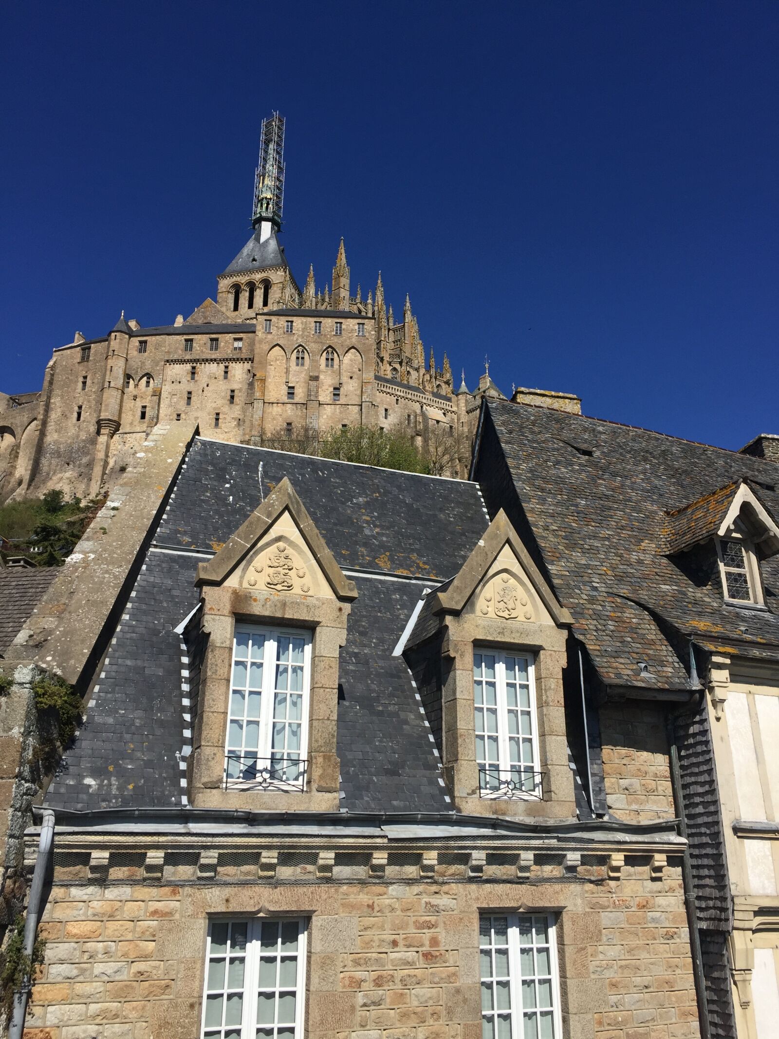 iPhone 6 Plus back camera 4.15mm f/2.2 sample photo. Mount, michel, mont saint photography