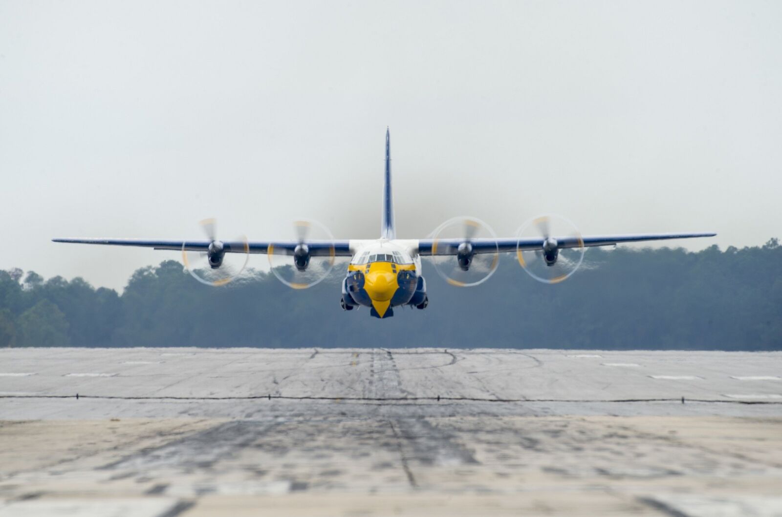 Nikon D4 sample photo. Fat albert, airplane, blue photography