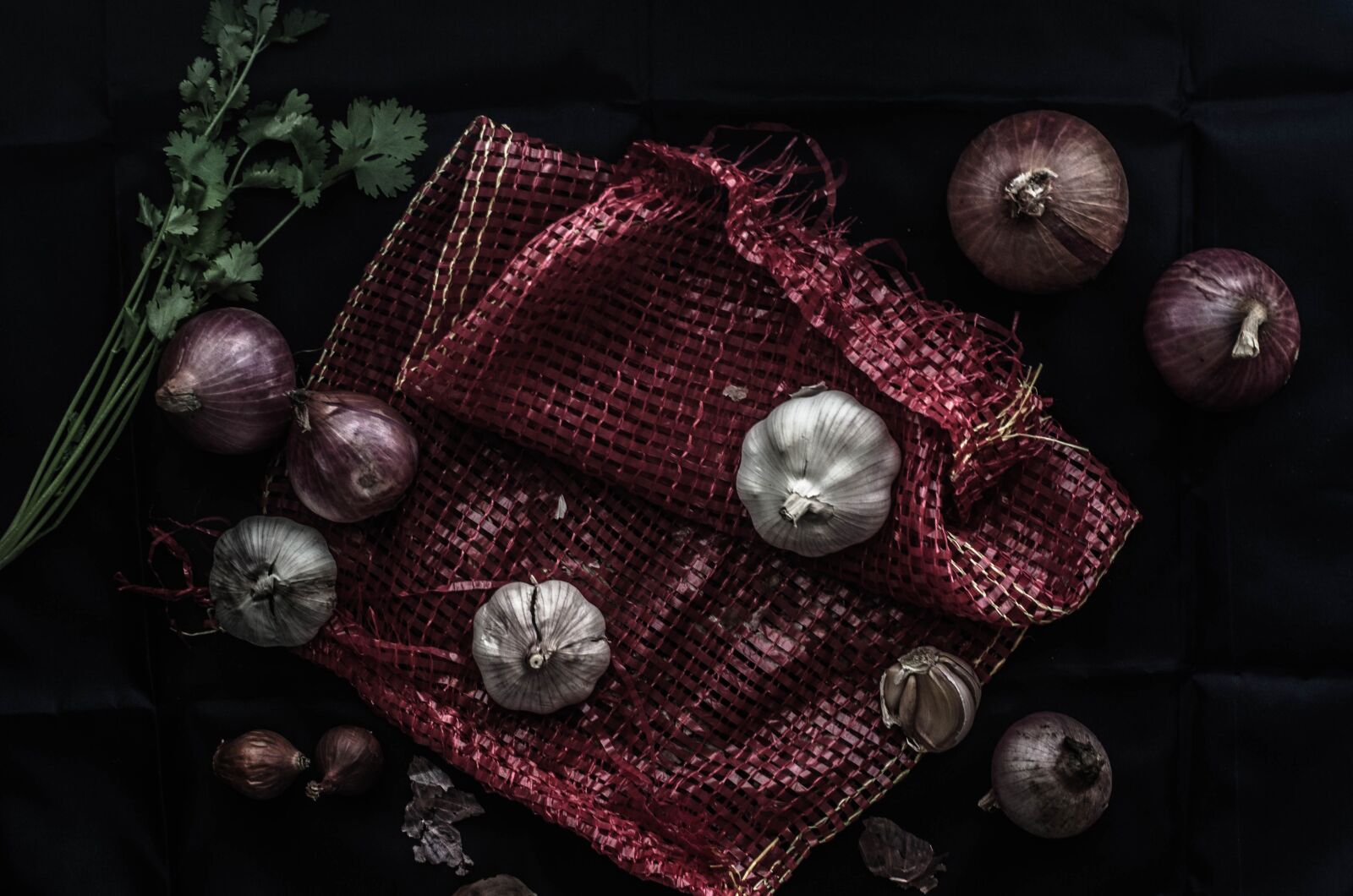 Nikon D7000 sample photo. Onion, garlic, vegetable photography