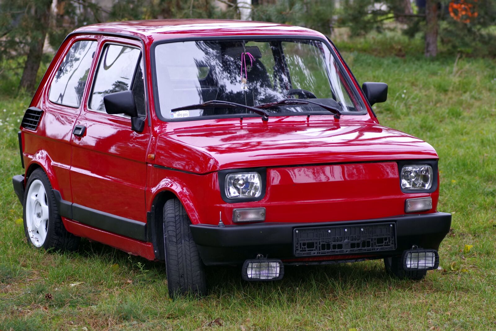 Pentax K-S2 sample photo. Small fiat, toddler, fiat photography