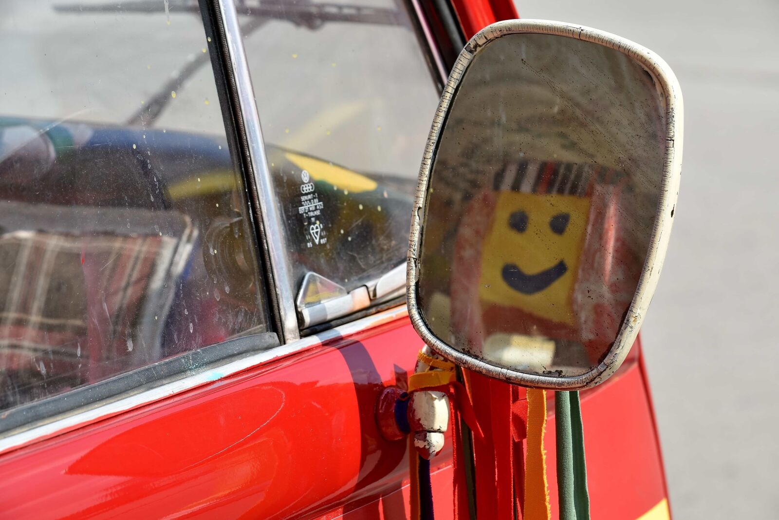 Nikon D5500 sample photo. Mirror, reflection, smile, smiley photography