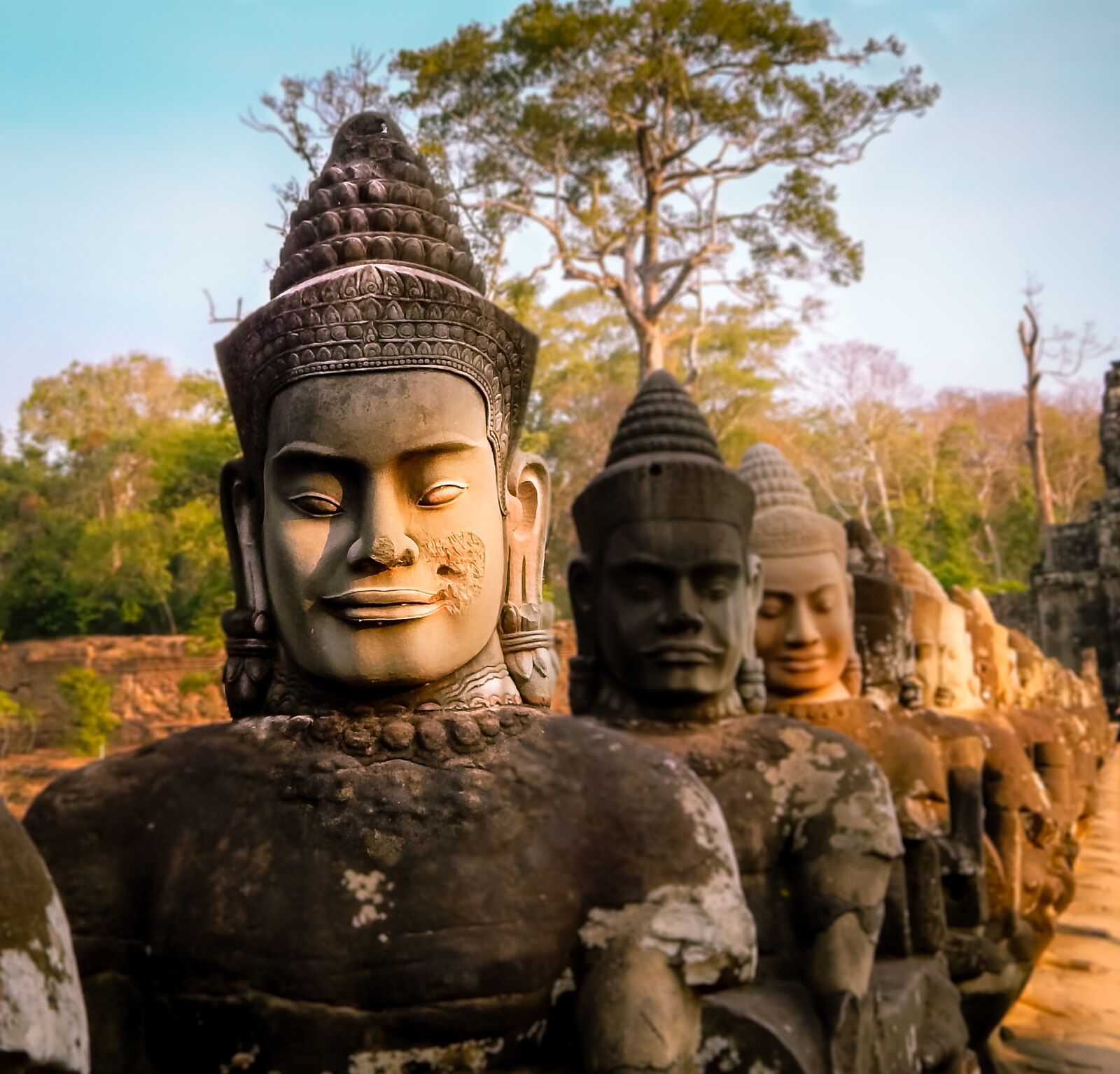 Nikon Coolpix L820 sample photo. Cambodia, temple, asia photography