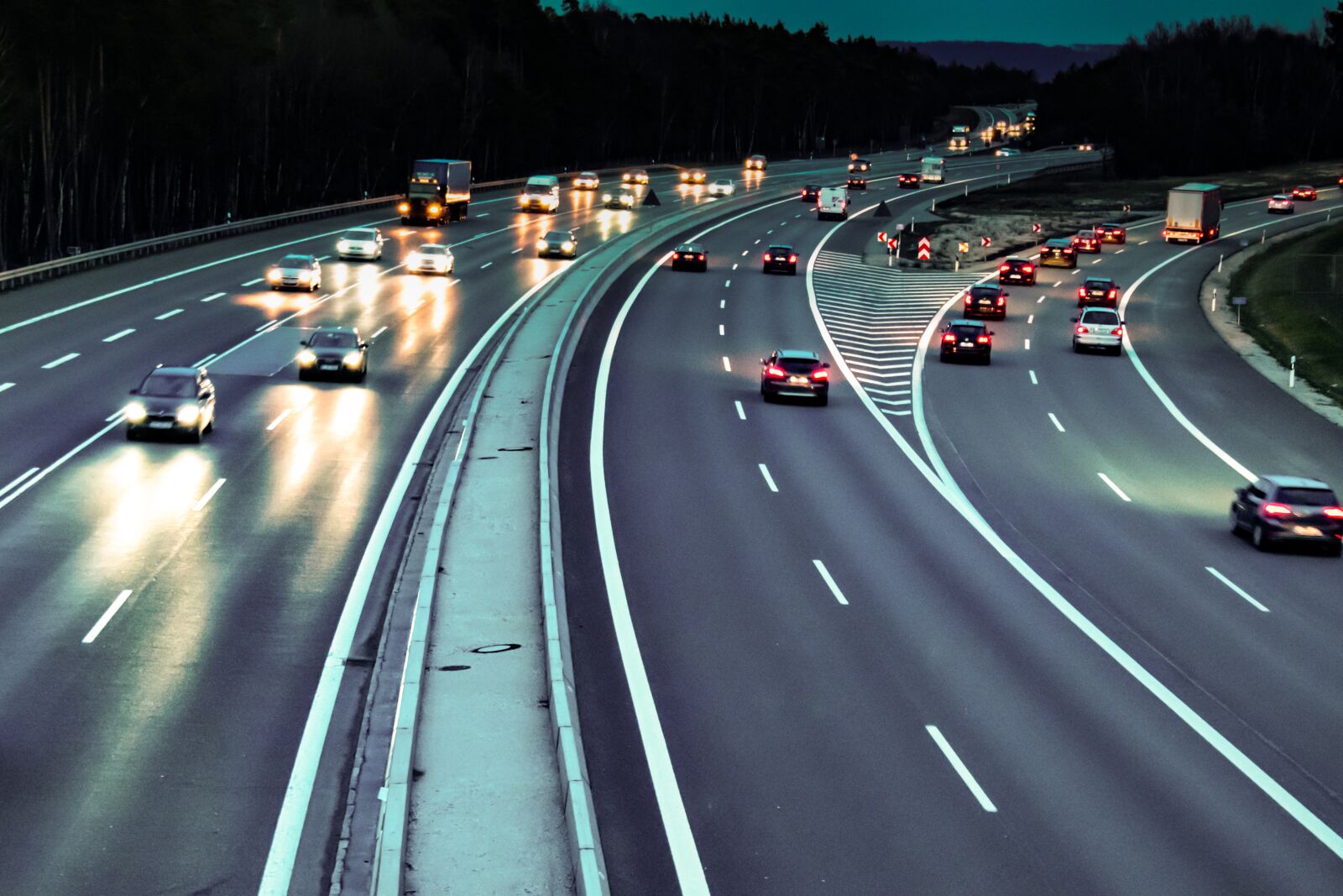 Nikon D3400 sample photo. Highway, speed, night photography