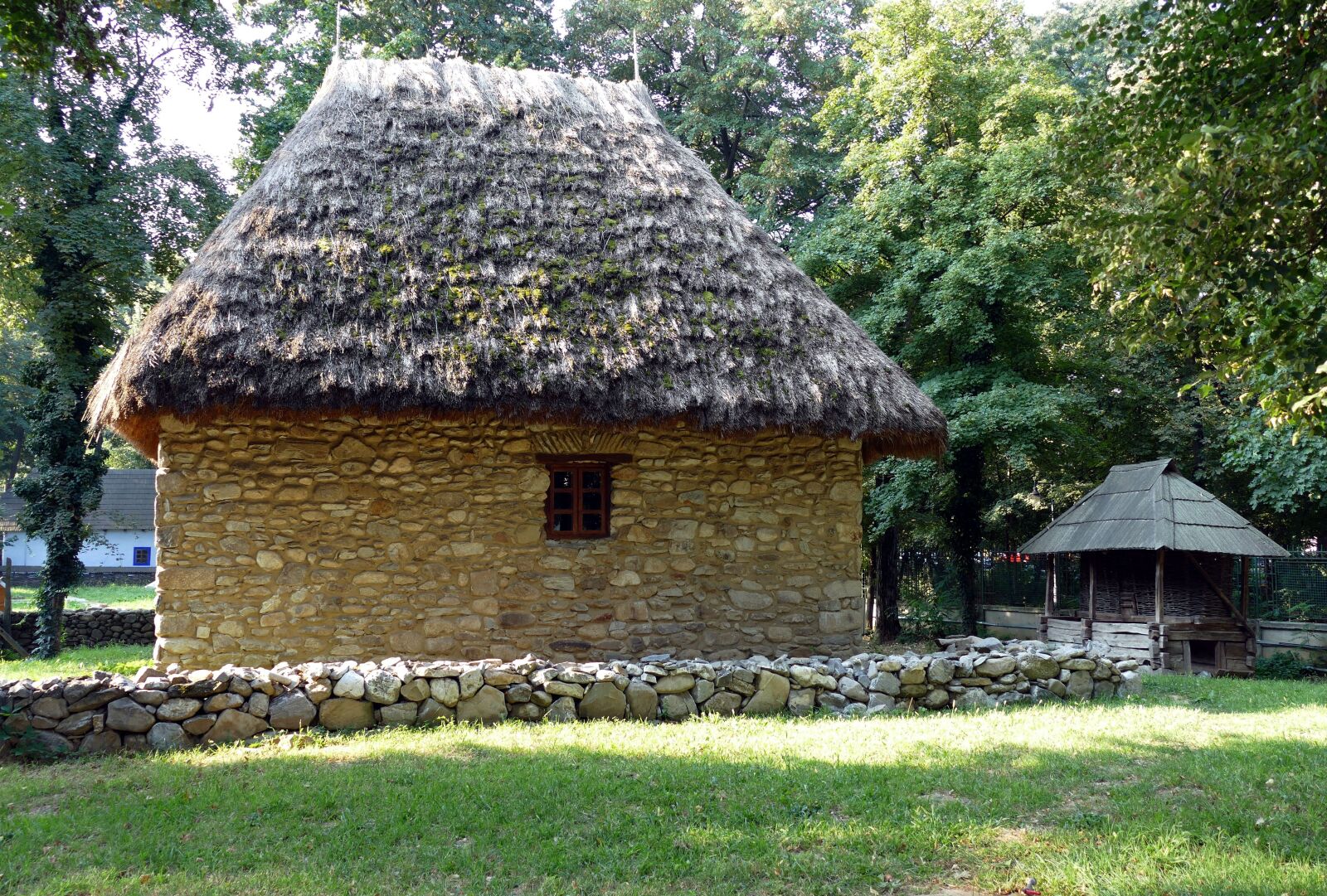 Panasonic Lumix DMC-FZ1000 sample photo. Open air museum, museum photography