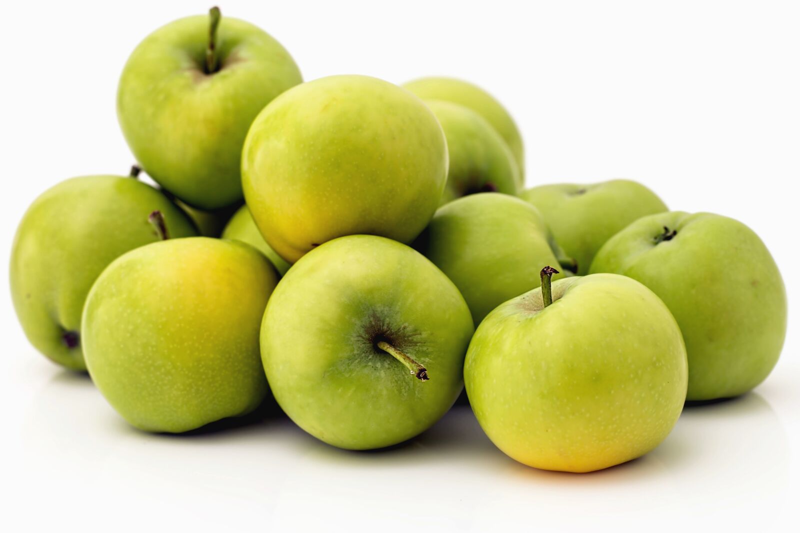 Canon EOS 70D sample photo. Apple, fruit, food, organic photography