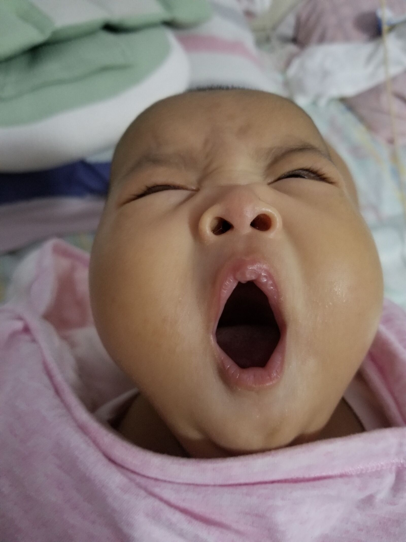 Samsung Galaxy S8 sample photo. Baby, nostrils, roar photography