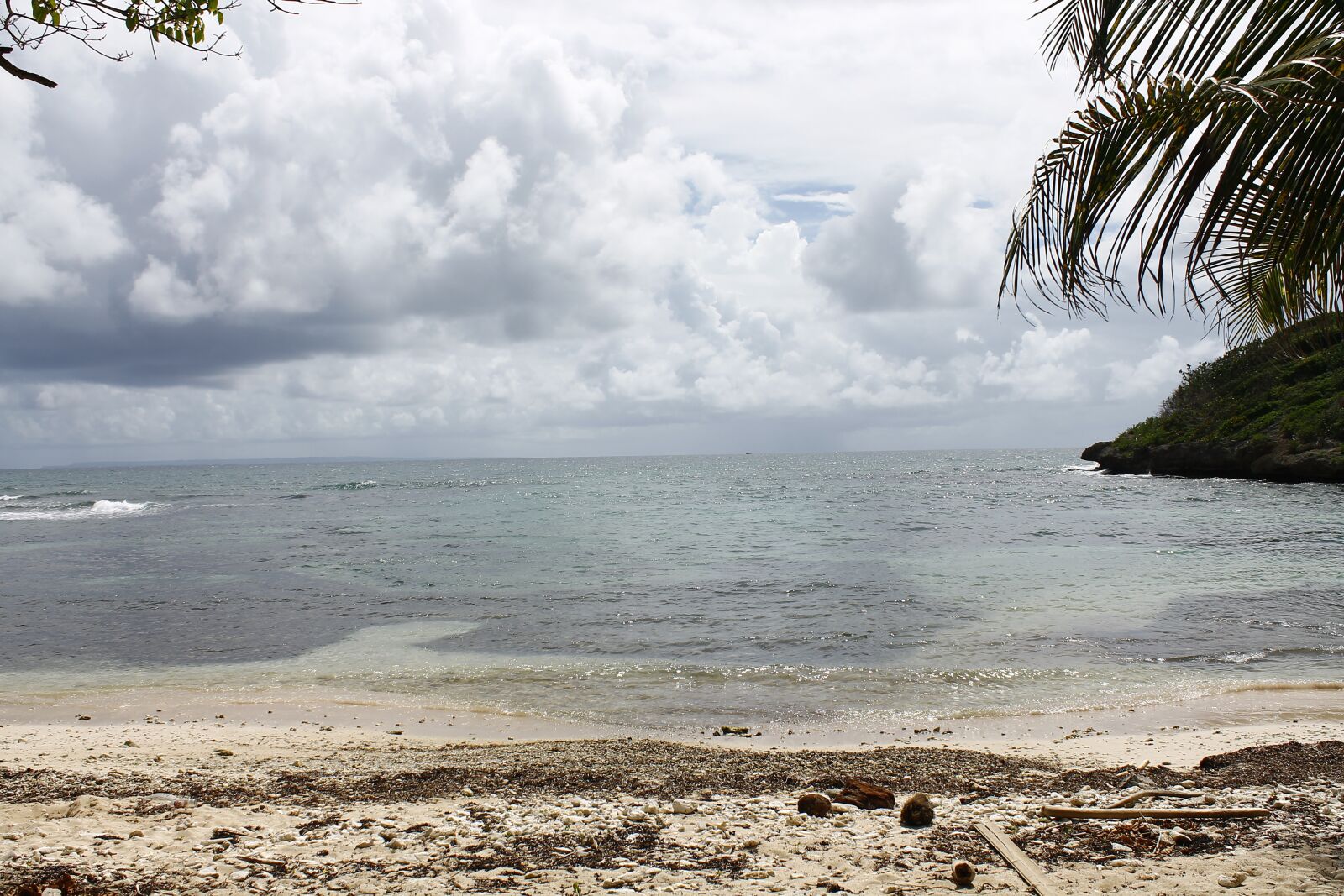 Canon EOS 1100D (EOS Rebel T3 / EOS Kiss X50) sample photo. Beach, plage, island photography