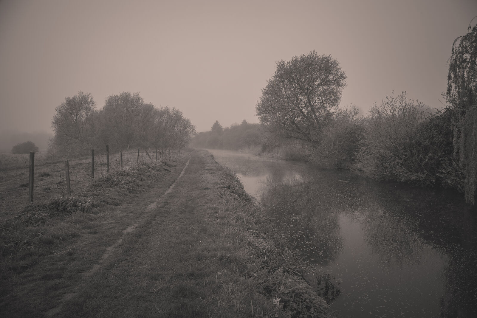 Canon EF 24-105mm F4L IS USM sample photo. British, calm, water, calm photography