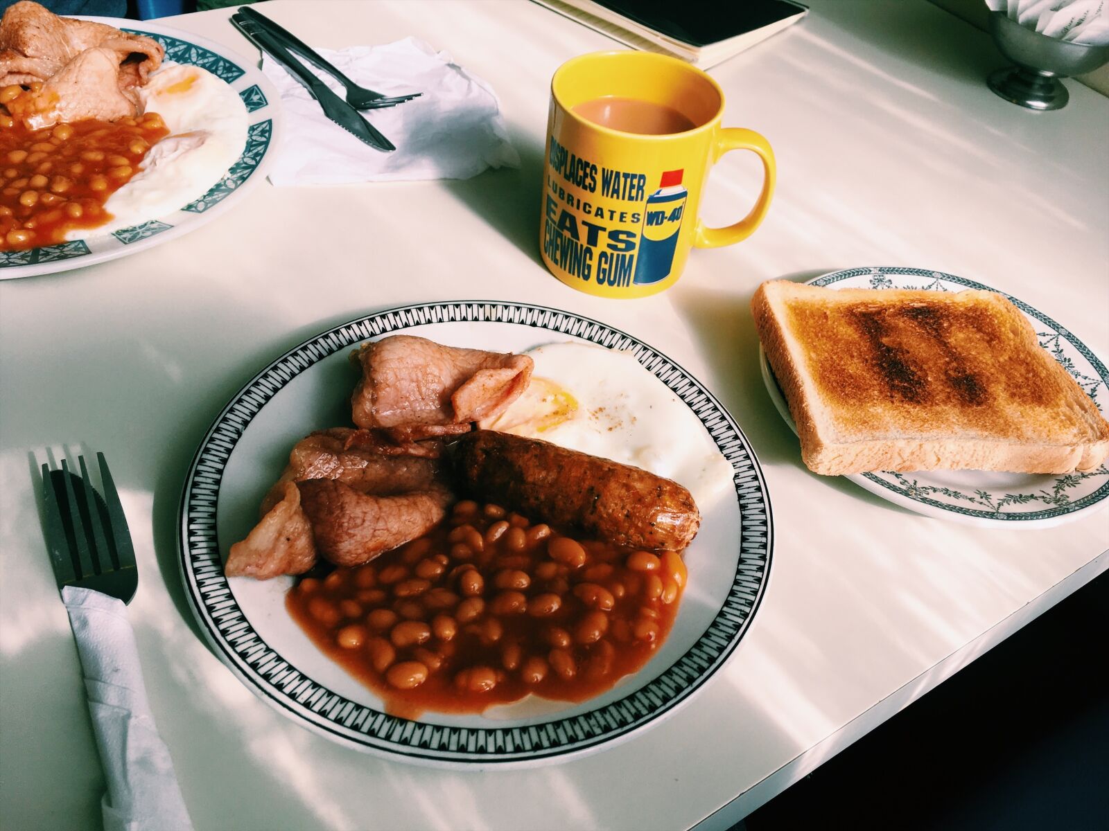 iPhone SE back camera 4.15mm f/2.2 sample photo. English, breakfast, toast photography