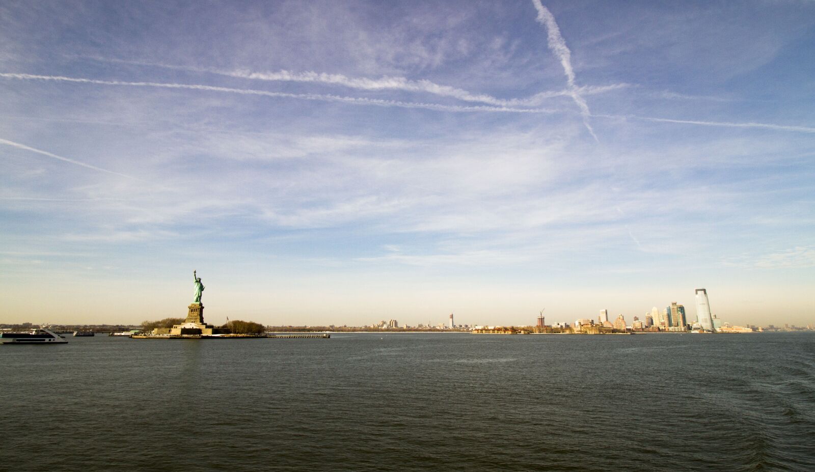Canon EOS 7D + Canon EF-S 10-18mm F4.5–5.6 IS STM sample photo. Ny, new york, york photography
