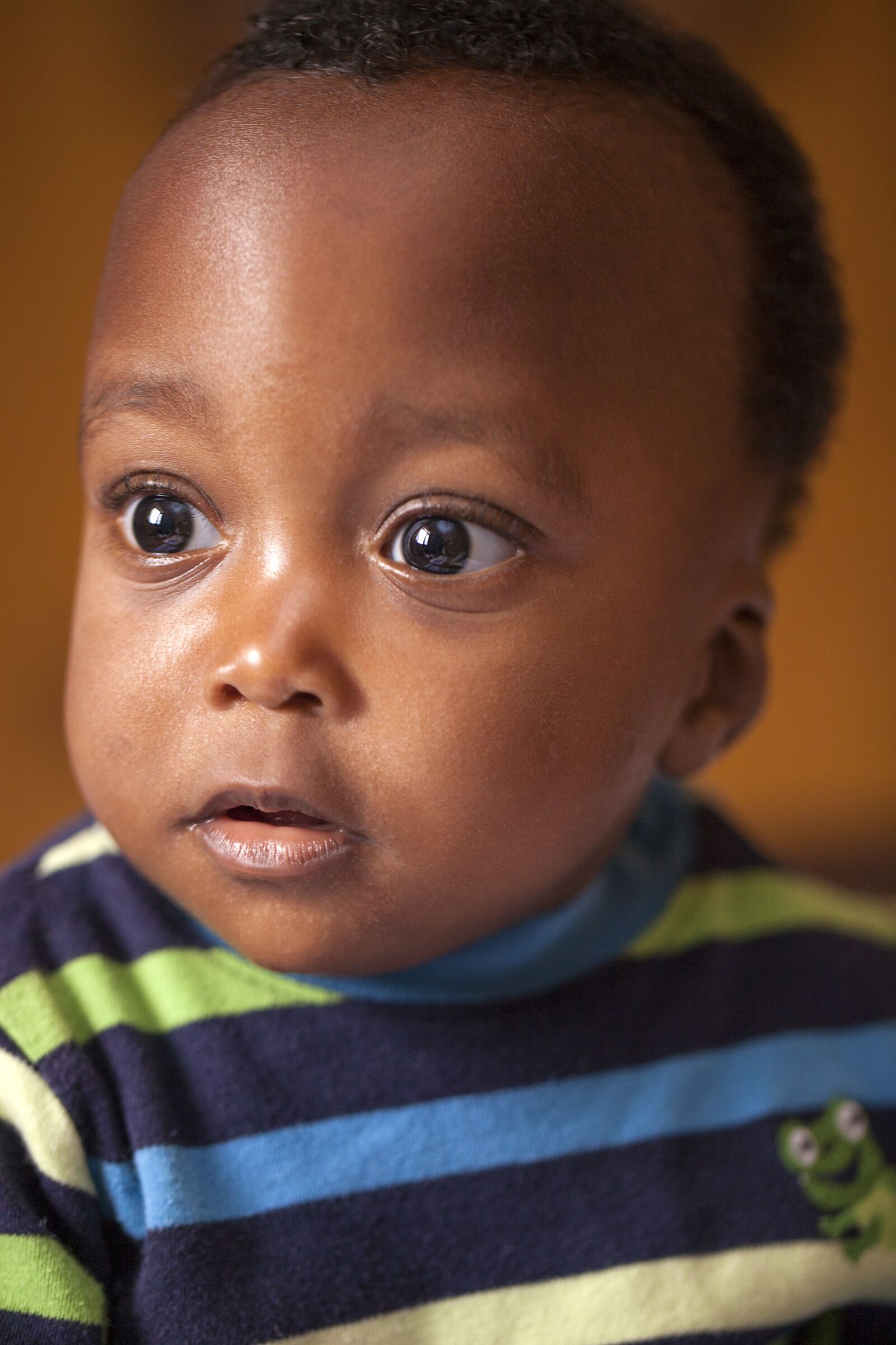 Canon EF 100mm F2.8L Macro IS USM sample photo. Baby, child, kid photography