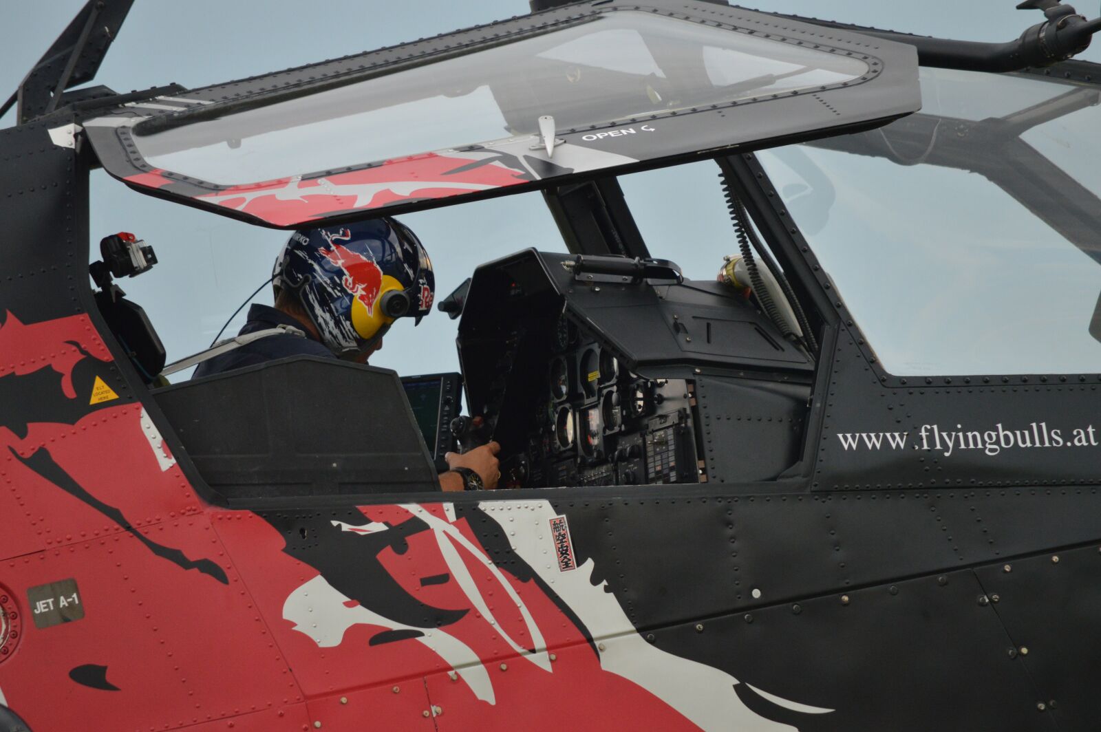 Nikon D3200 sample photo. Helicopter, pilot, red-bull photography