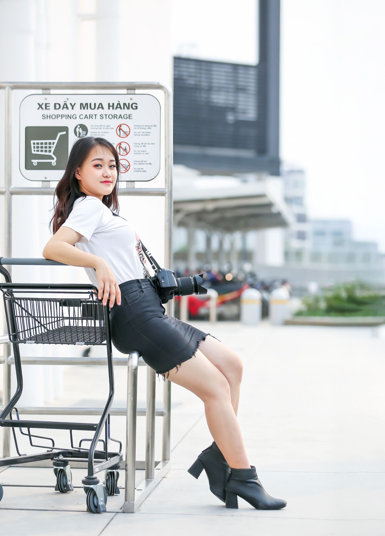 Canon EF 70-200mm F2.8L IS II USM sample photo. Model, fashion, student photography